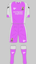 barnet 2009-10 away kit