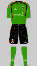 glentoran fc 2011-12 european kit